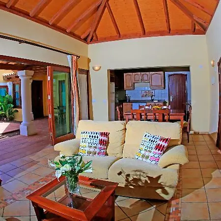 Hotel Brisas Del Mar