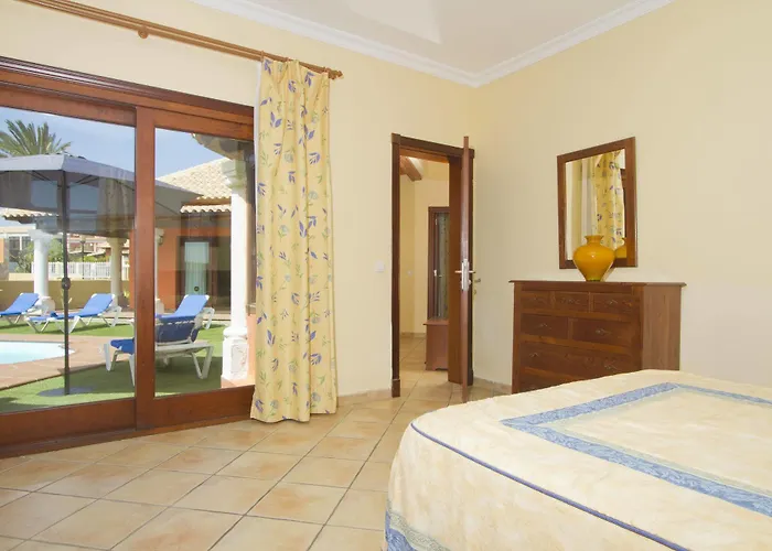 Hotel Brisas Del Mar *