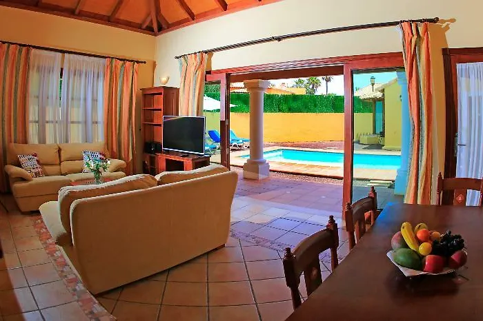 Brisas Del Mar كوراليهو